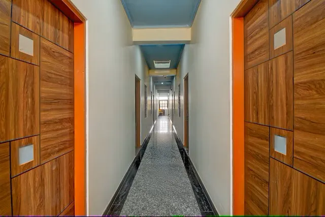 lobby 3